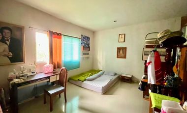 House for Sale in a Prime Location – Spacious Land with Front Lawn, Only 5 Minutes to San Sai District Office