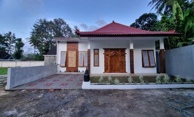 RUMAH CANTIK MURAH TANAH LUAS DI BOROBUDUR MAGELANG
