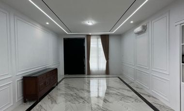 Dijual Rumah Mewah Baru Renovasi Total di Veteran Jakarta