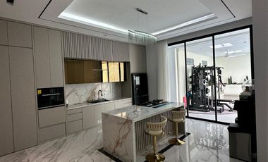 Dijual Rumah Mewah Baru Renovasi Total di Veteran Jakarta