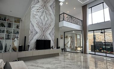 Dijual Rumah Mewah Baru Renovasi Total di Veteran Jakarta