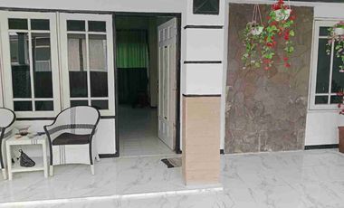 Dijual dan Disewakan Rumah 2 Lantai Siap Huni Minimalis di Pondok Jati Sidoarjo