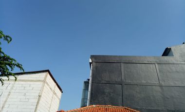 For Rent and Sale: 3-Story Shophouse on Jl. Siaga Raya Pejaten, South Jakarta