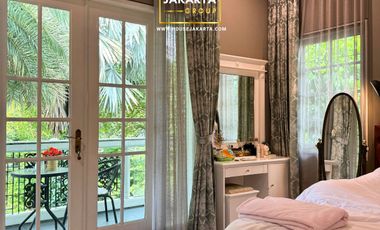 Exclusive Classic House in Prime Menteng – Significant Price Reduction