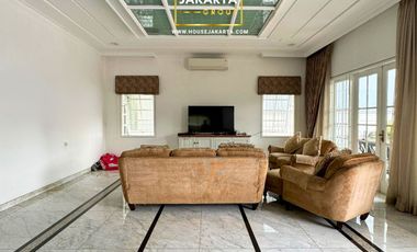 Exclusive Classic House in Prime Menteng – Significant Price Reduction