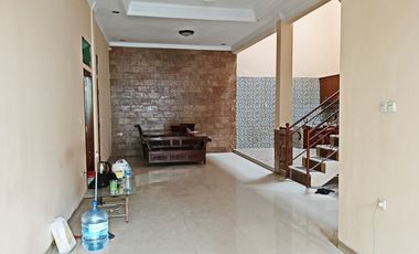 Disewakan Rumah Bagus Siap huni Di Rawamangun Jakarta Timur