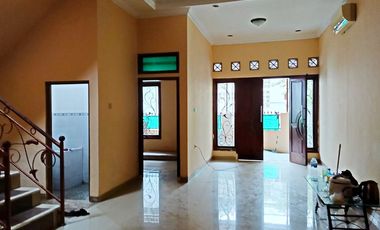 Disewakan Rumah Bagus Siap huni Di Rawamangun Jakarta Timur