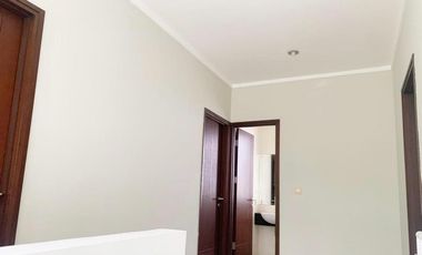 Rumah Kontrakan Modern Siap Huni cluster Premier Park 1 modernland tangerang