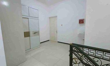 ‼️Banting Harga, Termurah‼️ Rumah Cantik di Gayung Kebonsari INJOKO dekat Gayungsari Ketintang