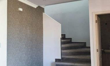 CASA EN RENTA DENTRO DE CONJUNTO EN LA PRIMAVERA