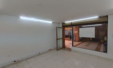 SE ARRIENDA LOCAL EN EL CENTRO COMERAL PLAZA CHIA