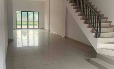 Disewakan Ruko Hadap Jalan Utama di Area Berkembang Parkir Luas di Sedayu City Jakarta Utara