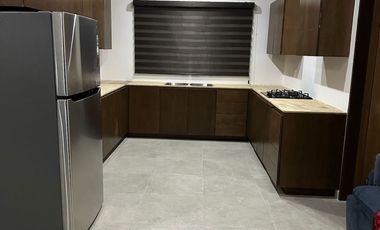 Casa en venta con 3 departamentos planta alta Residencial en Fraccionamiento Guadalupana