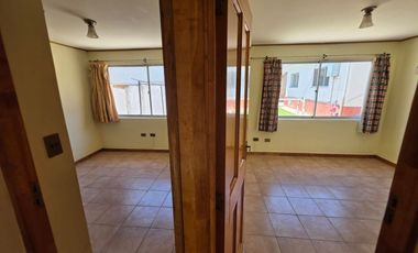 Arrienco Comercial en Villa Alemana casa