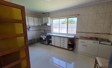 Arrienco Comercial en Villa Alemana casa