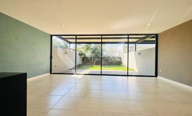 CASA EN RENTA VILLA PRADA, LA CAMPIÑA DEL BOSQUE LEON GTO. CASA CON TERRAZA TECHADA.