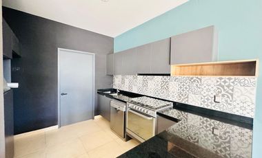 CASA EN RENTA VILLA PRADA, LA CAMPIÑA DEL BOSQUE LEON GTO. CASA CON TERRAZA TECHADA.