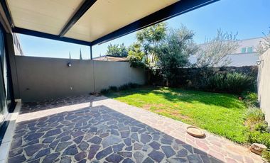 CASA EN RENTA VILLA PRADA, LA CAMPIÑA DEL BOSQUE LEON GTO. CASA CON TERRAZA TECHADA.