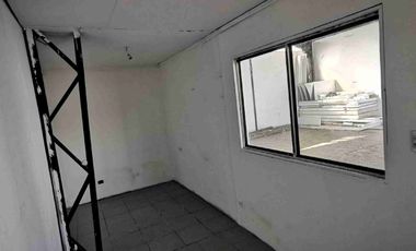 ARRIENDO GALPON INTERIOR 100M2 METRO SAN MIGUEL IDEAL PARA BODEGA
