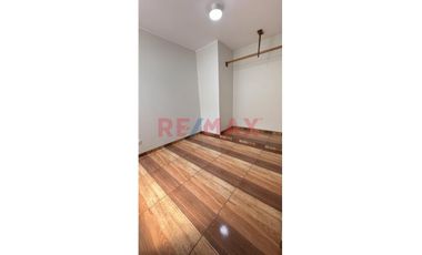 Se Alquila Departamento Urb. Jardines Surco