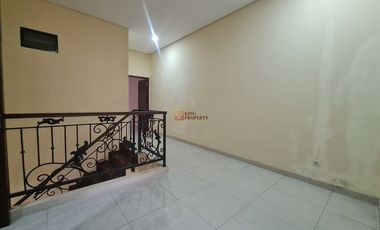 Dijual Rumah Di Kemanggisan ilir Bangunan Baru 2 Lantai Unfurnish Siap Huni, Lokasi Strategis Deket Pasar Palm Merah & Universitas Binus
