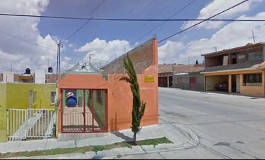 CASA EN VENTA DE RECUPERACION HIPOTECARIA EN COLONIA PERIODISTA AGUASCALIENTES