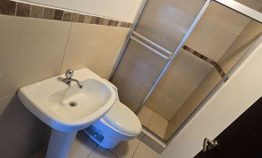 ¡Alquilo! Planta Baja 2 Dormitorios Moderno Departamento Norte Guayaquil Seguridad!