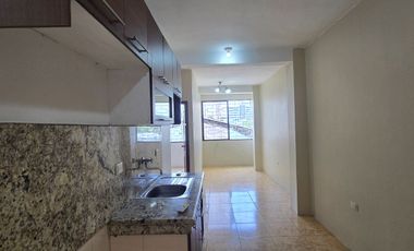 Alquilo Suite con Parqueo Ciudadela Ietel - La Garzota Cerca Mall del Sol