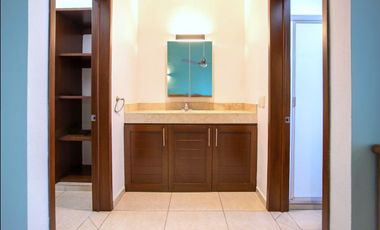 Casa en venta en Fluvial Vallarta, Puerto Vallarta, ubicación estratégica y alta plusvalía