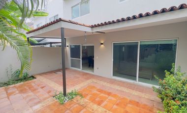 Casa en venta en Fluvial Vallarta, Puerto Vallarta, ubicación estratégica y alta plusvalía