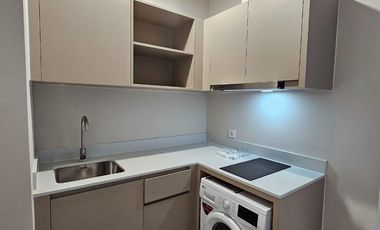 Di Sewakan Apartemen Menara Jakarta Kemayoran 2 Bedroom semi furnish