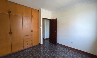 Alquilo Departamento con parqueo Ciudadela Ietel - La Garzota 2 Dormitorios cerca Mall del Sol