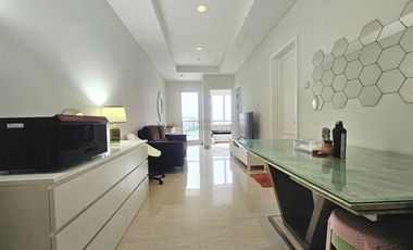 Dekat Mall CP & Universitas Ternama, Disewakan Apartemen Grand Madison 2BR Fully Furnished Modern Lengkap Siap Huni, Di Tanjung Duren Jakarta Barat
