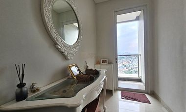 Dekat Mall CP & Universitas Ternama, Disewakan Apartemen Grand Madison 2BR Fully Furnished Modern Lengkap Siap Huni, Di Tanjung Duren Jakarta Barat