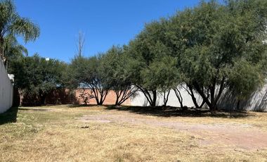 SE VENDE TERRENO EN CAMPESTRE CLUB DE GOLF NORTE