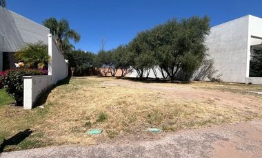SE VENDE TERRENO EN CAMPESTRE CLUB DE GOLF NORTE