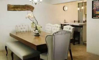 Casa en venta en Villa de las Flores, Coacalco, Estado de Mexico | 4 recámaras | 3 niveles | Salón de fiestas privado