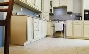 Casa en venta en Villa de las Flores, Coacalco, Estado de Mexico | 4 recámaras | 3 niveles | Salón de fiestas privado