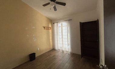 CASA EN VENTA EN LAS BOVEDAS GIRASOLES