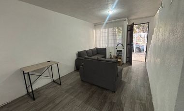 CASA EN VENTA EN LAS BOVEDAS GIRASOLES