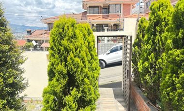 HERMOSA CASA DE UNA PLANTA EN CHARASOL