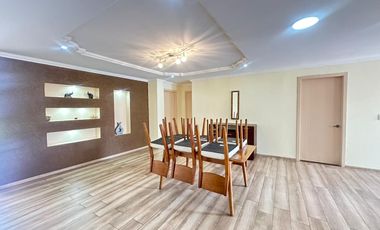 HERMOSA CASA DE UNA PLANTA EN CHARASOL