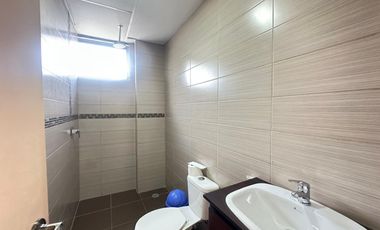 HERMOSA CASA DE UNA PLANTA EN CHARASOL