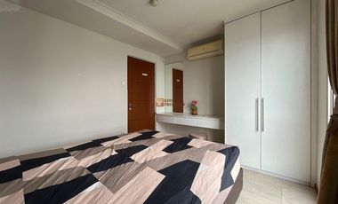 Disewakan Apartemen Royal Mediterania Garden Residences 1BR Furnished Lengkap Nyaman & Terawat Siap Huni, Dekat Mall Central Park Di Tanjung Duren