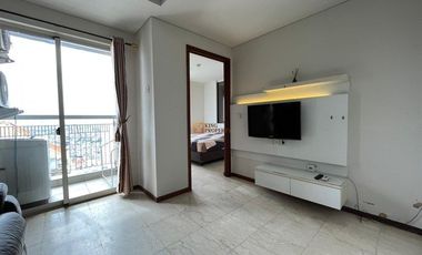 Disewakan Apartemen Royal Mediterania Garden Residences 1BR Furnished Lengkap Nyaman & Terawat Siap Huni, Dekat Mall Central Park Di Tanjung Duren