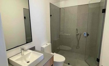 SUITE POR ESTRENAR DE RENTA - EDIFICIO IQON LA CAROLINA QUITO ECUADOR