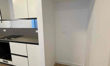 SUITE POR ESTRENAR DE RENTA - EDIFICIO IQON LA CAROLINA QUITO ECUADOR