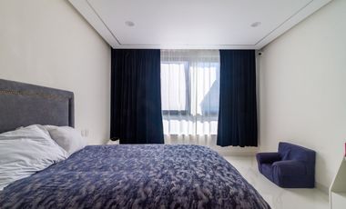 Casa en Valle Real con alberca