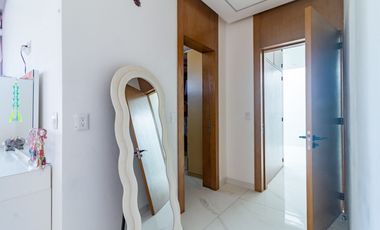 Casa en Valle Real con alberca