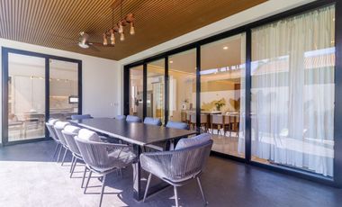 Casa en Valle Real con alberca